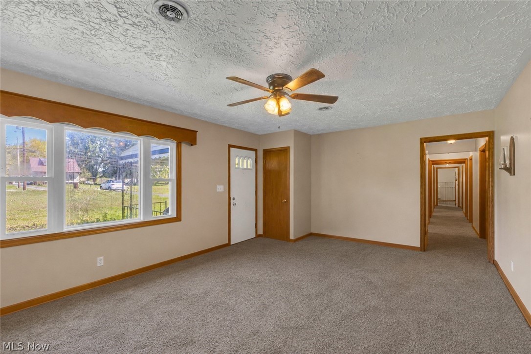 4556 Warren Sharon Road Vienna OH 44473
