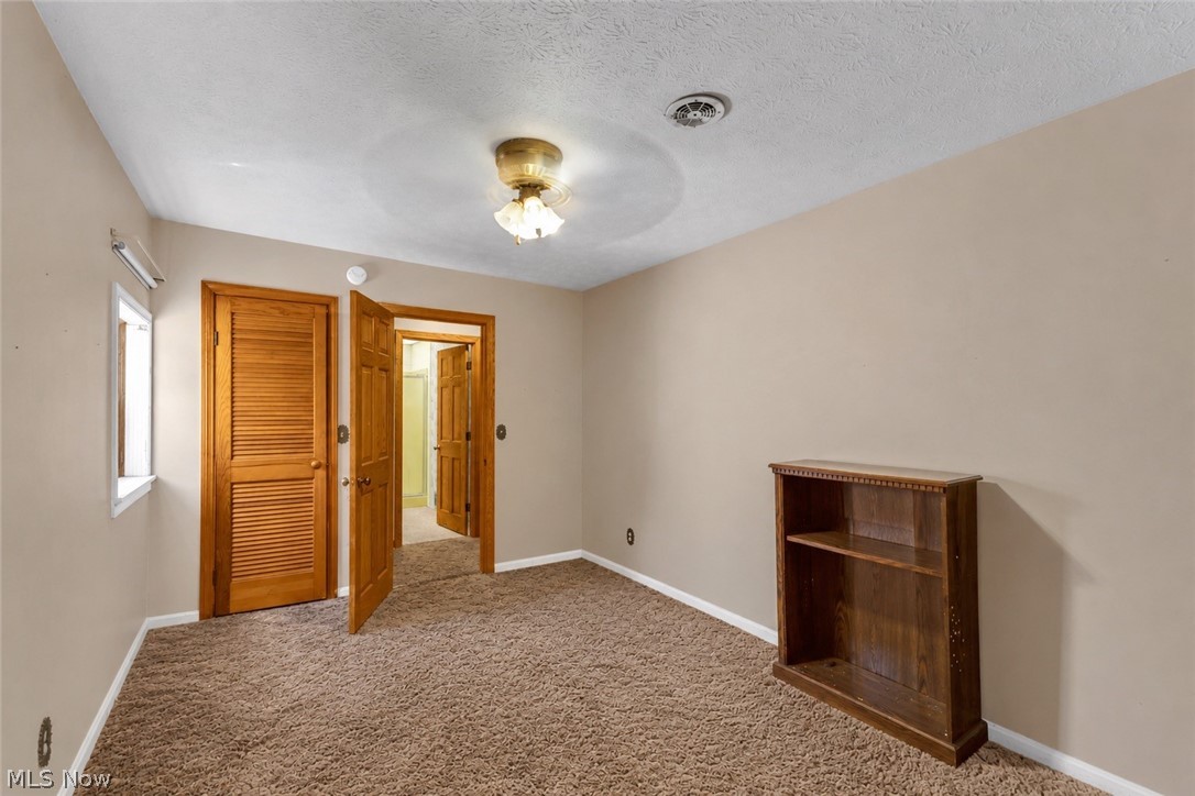 4556 Warren Sharon Road Vienna OH 44473