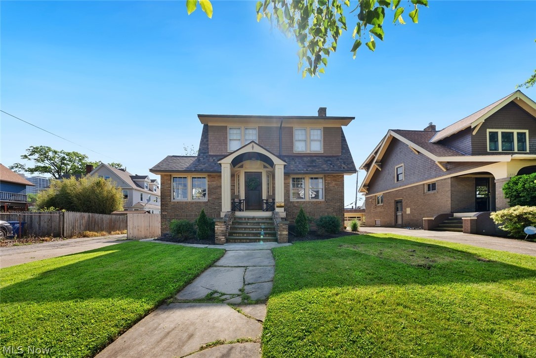 1223 Nicholson Avenue Lakewood OH 44107