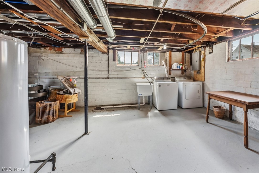 1223 Nicholson Avenue Lakewood OH 44107