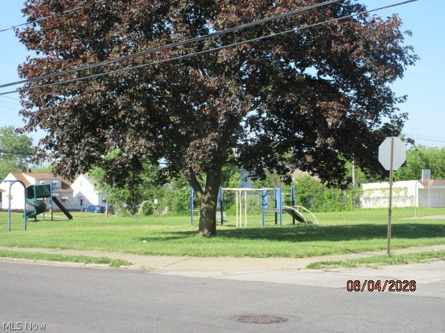 15626 Edgewood Avenue Maple Heights OH 44137