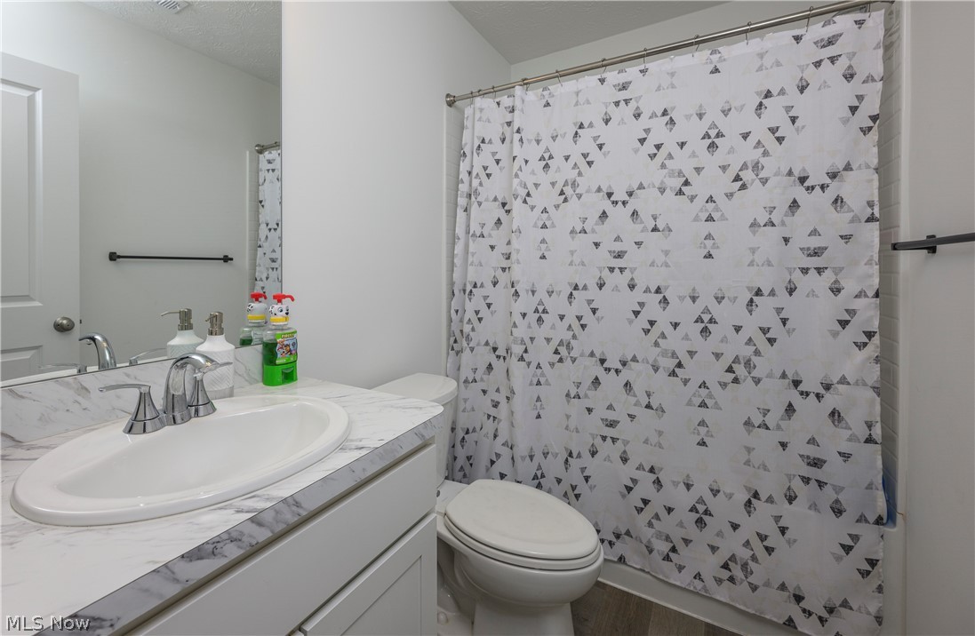 460 Auld Farm Circle Akron OH 44320