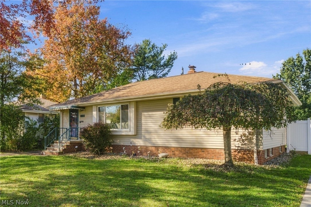 4752 Springwood Drive Brooklyn OH 44144