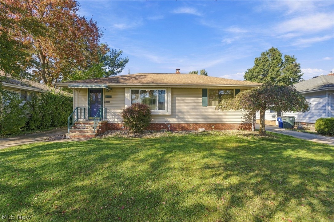 4752 Springwood Drive Brooklyn OH 44144