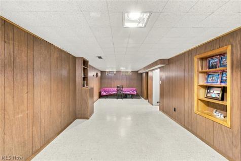 4752 Springwood Drive Brooklyn OH 44144