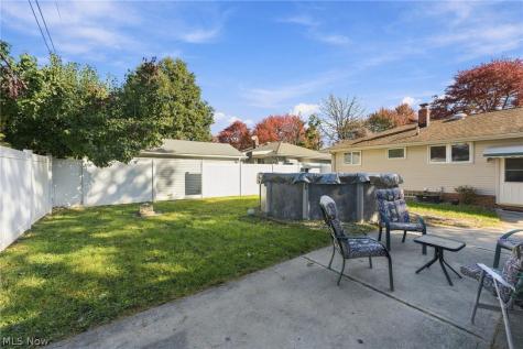 4752 Springwood Drive Brooklyn OH 44144
