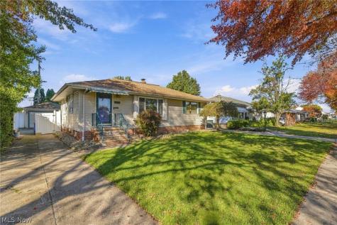 4752 Springwood Drive Brooklyn OH 44144