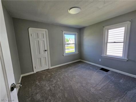 6307 Westlake Avenue Parma OH 44129