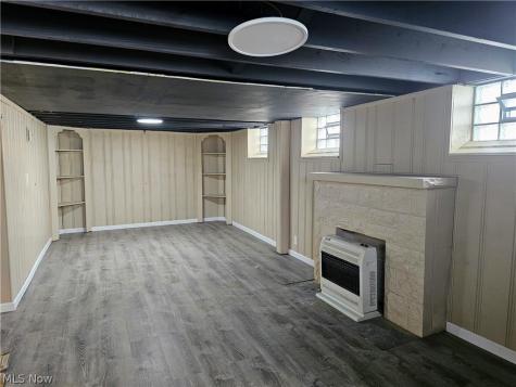 6307 Westlake Avenue Parma OH 44129