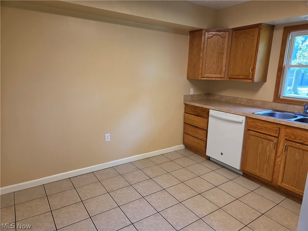 10024 Cummins Lane Deerfield OH 44411