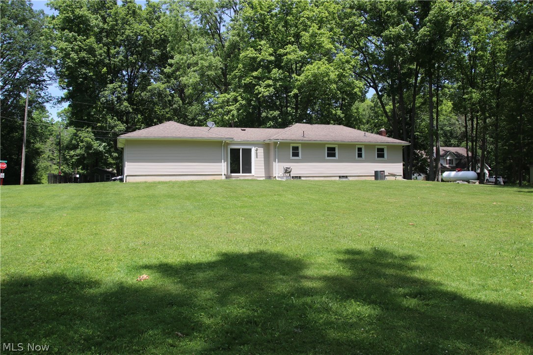 10024 Cummins Lane Deerfield OH 44411