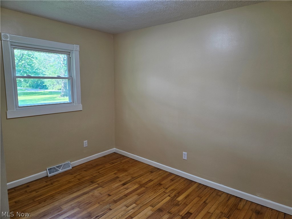 10024 Cummins Lane Deerfield OH 44411