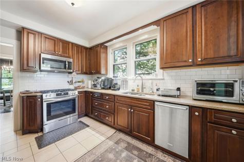 2840 Berkshire Road Cleveland Heights OH 44118