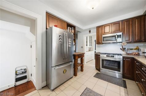 2840 Berkshire Road Cleveland Heights OH 44118