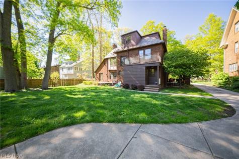 2840 Berkshire Road Cleveland Heights OH 44118