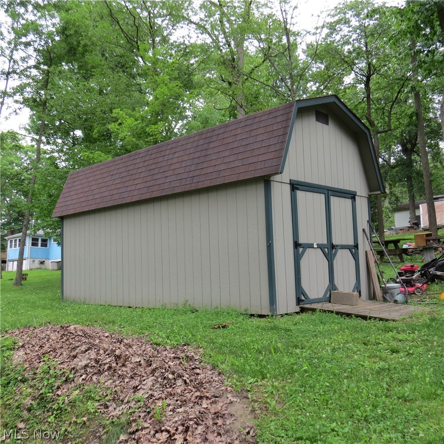 6447 Darlington Street SW Carrollton OH 44615