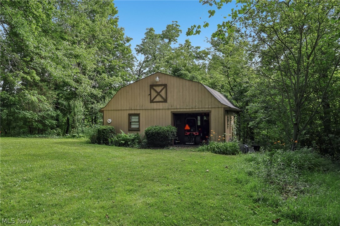 17590 Vermont Street Grafton OH 44044