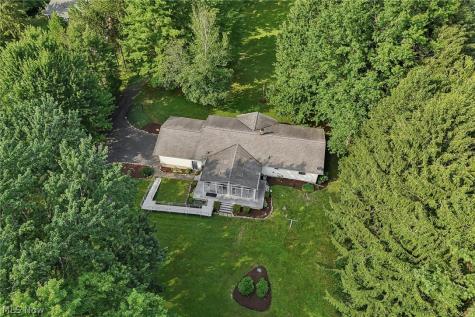 17590 Vermont Street Grafton OH 44044