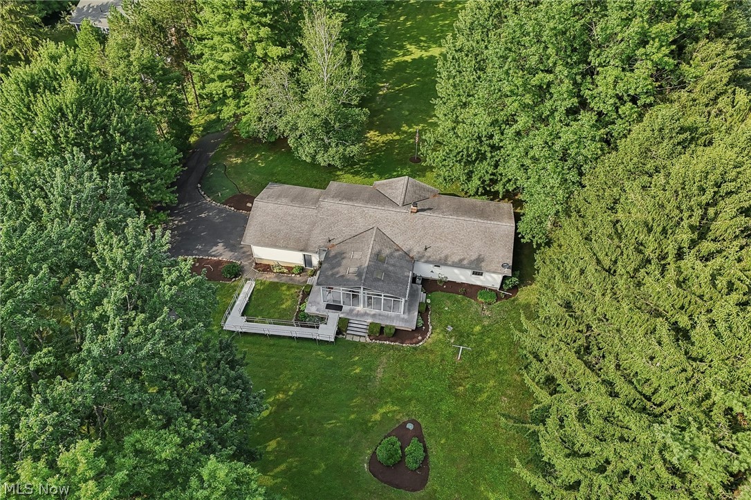 17590 Vermont Street Grafton OH 44044