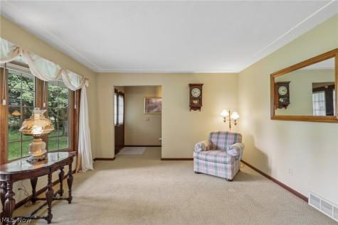 17590 Vermont Street Grafton OH 44044