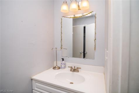 604 Pine Valley Drive Steubenville OH 43952