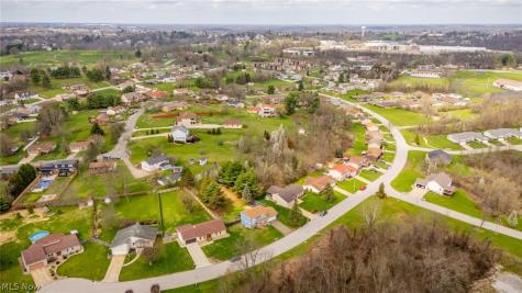 604 Pine Valley Drive Steubenville OH 43952