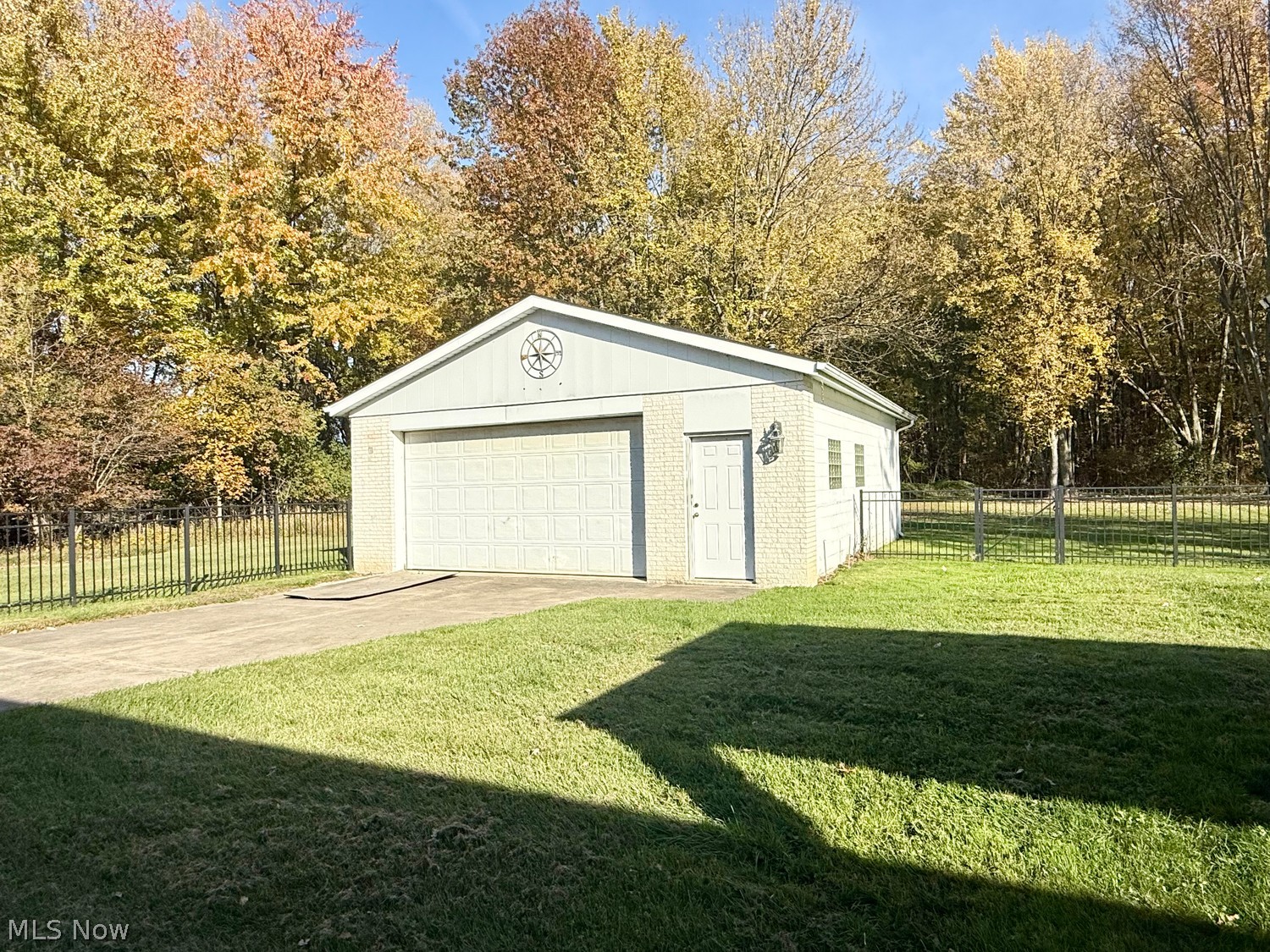 663 S Lake Street South Amherst OH 44001