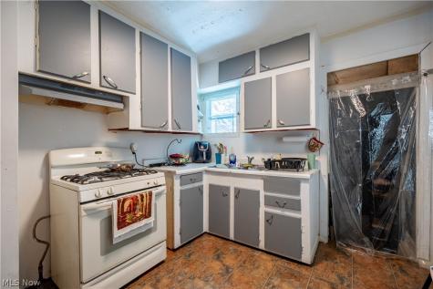 1159 Dietz Avenue Akron OH 44301