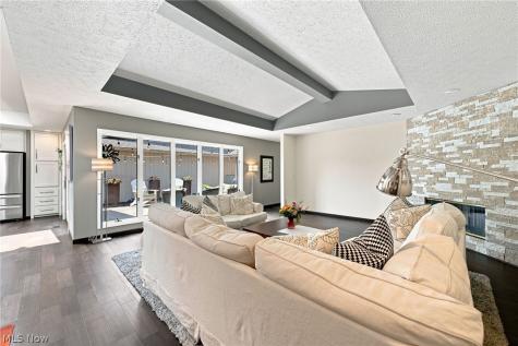 12380 Kronos Court Strongsville OH 44149