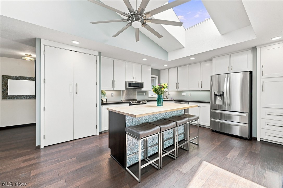 12380 Kronos Court Strongsville OH 44149