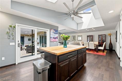 12380 Kronos Court Strongsville OH 44149