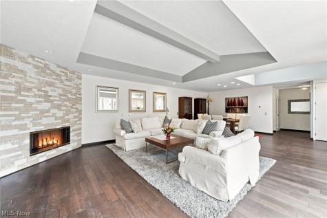 12380 Kronos Court Strongsville OH 44149
