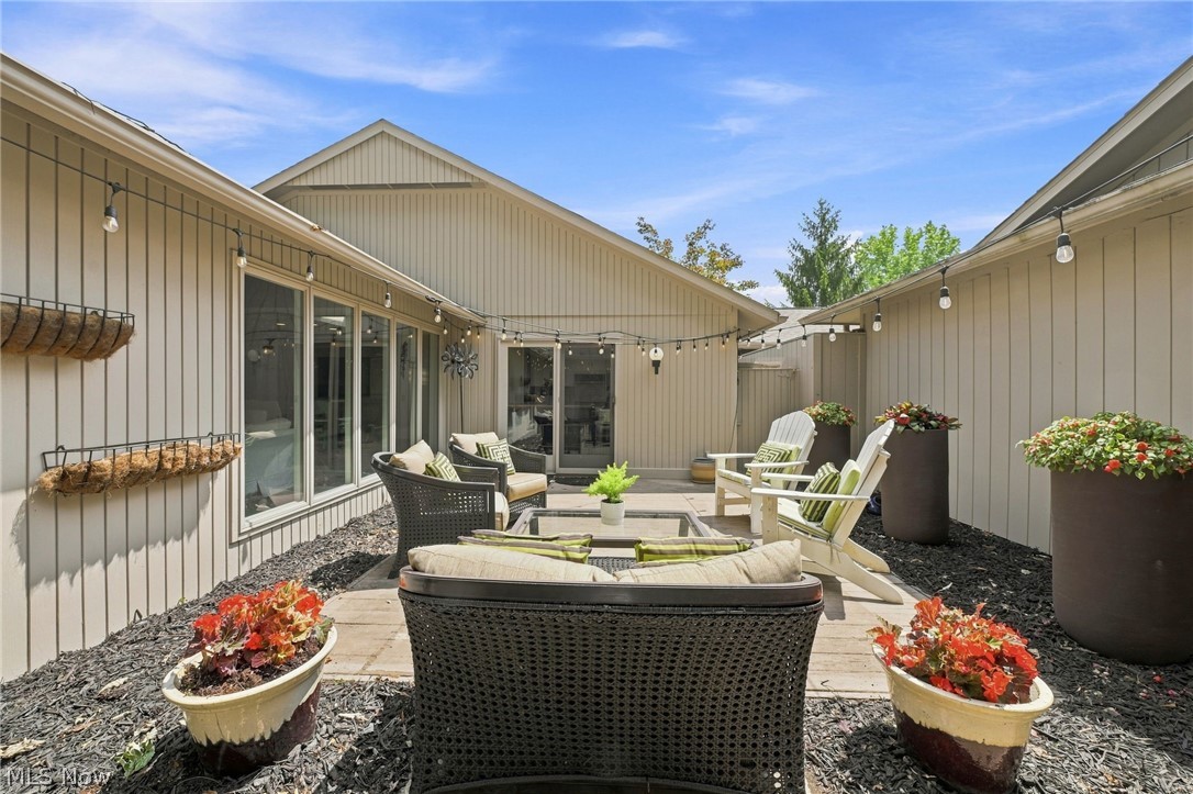 12380 Kronos Court Strongsville OH 44149