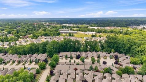 12380 Kronos Court Strongsville OH 44149