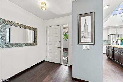 12380 Kronos Court Strongsville OH 44149