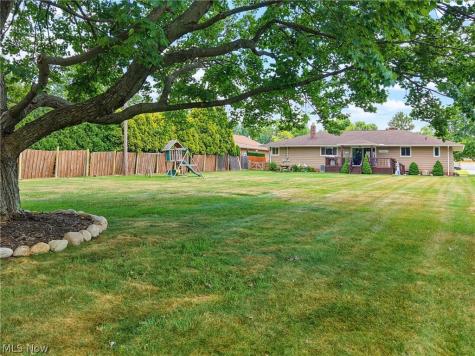 855 Nemet Drive Seven Hills OH 44131