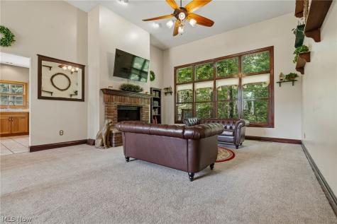 7361 Stonehill Avenue NW Canal Fulton OH 44614