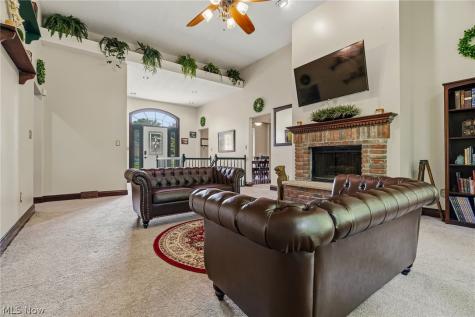 7361 Stonehill Avenue NW Canal Fulton OH 44614