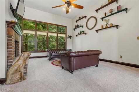 7361 Stonehill Avenue NW Canal Fulton OH 44614