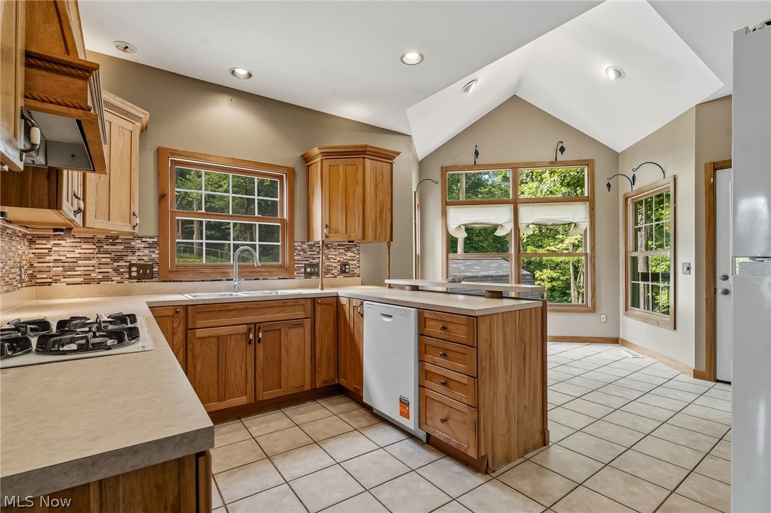 7361 Stonehill Avenue NW Canal Fulton OH 44614