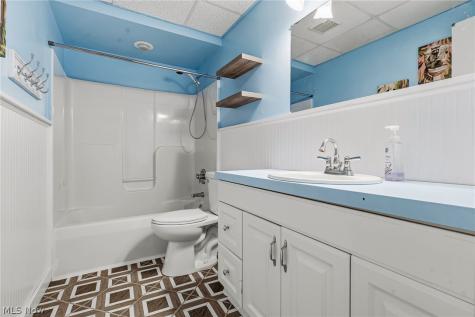 7361 Stonehill Avenue NW Canal Fulton OH 44614