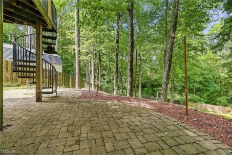 7361 Stonehill Avenue NW Canal Fulton OH 44614