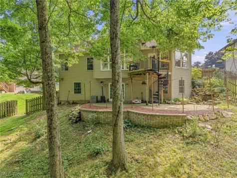 7361 Stonehill Avenue NW Canal Fulton OH 44614