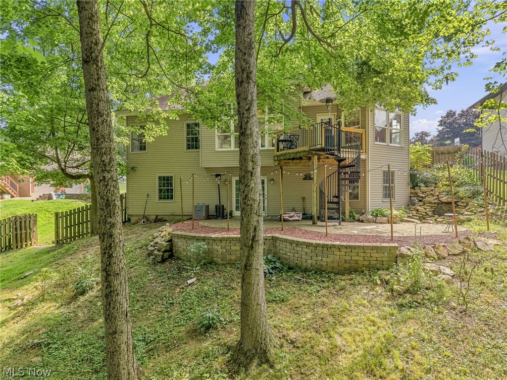 7361 Stonehill Avenue NW Canal Fulton OH 44614