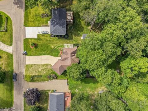 7361 Stonehill Avenue NW Canal Fulton OH 44614