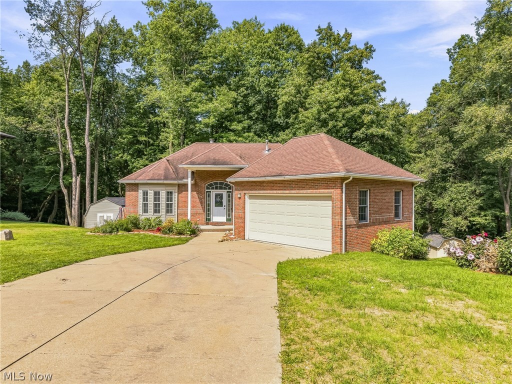 7361 Stonehill Avenue NW Canal Fulton OH 44614