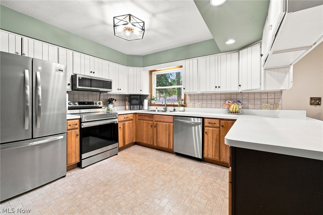 1399 Birchview Drive Vermilion OH 44089