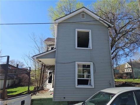 612 Ross Street Steubenville OH 43952