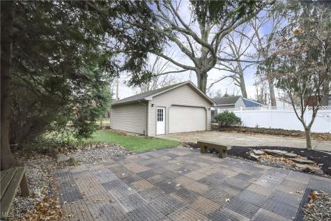 24011 Bruce Road Bay Village OH 44140