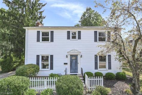 1705 Southbend Drive Rocky River OH 44116